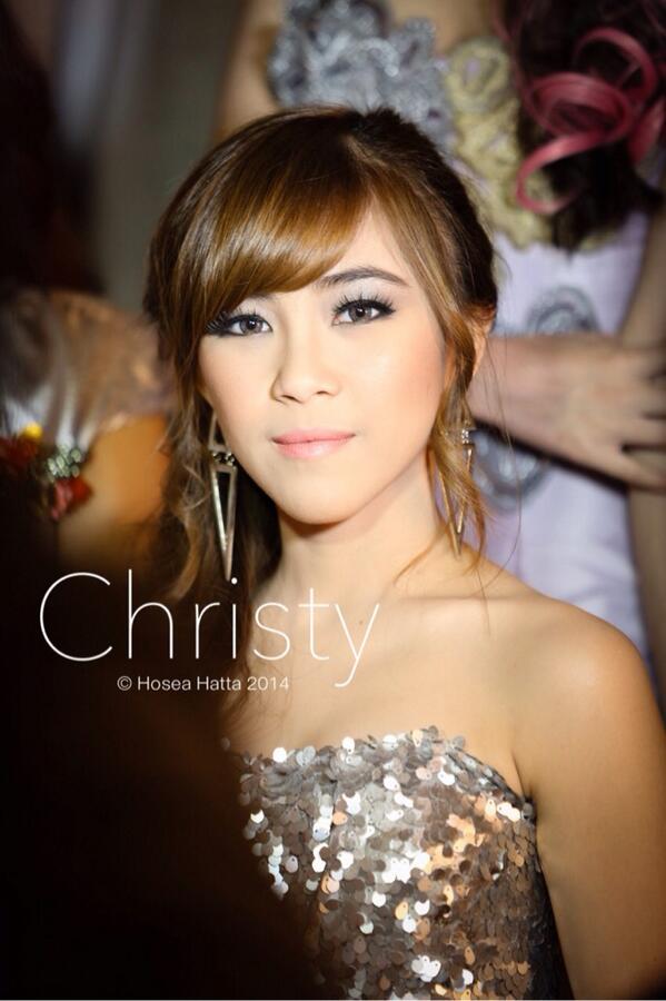 mi_ChristyChiBi tweet picture
