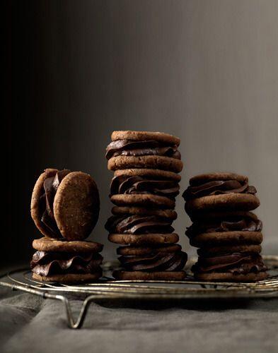 Do you love anyone enough to share this sinful delicacy?
Do give us ur feedback
Source:bit.ly/1jqjxDa