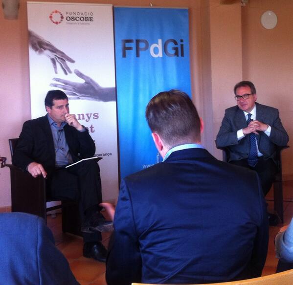 .<a href="/FelipeCamposlh/">Felipe Campos Rubio</a>, Premi FPdGi Social 2013, aporta el seu coneixement al diàleg. #jovessocial