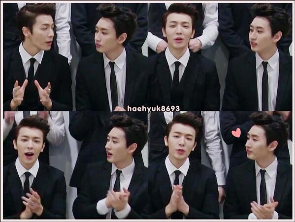 Yogiwilia's tweet photo. "RT @Hyukkiss: RT @_ifallelsefails: RT @eunhaepom: *ଯ( ॢᵕ꒶̮ᵕ)ॢഒ*♡ http://t.co/QoS3XelOeV"