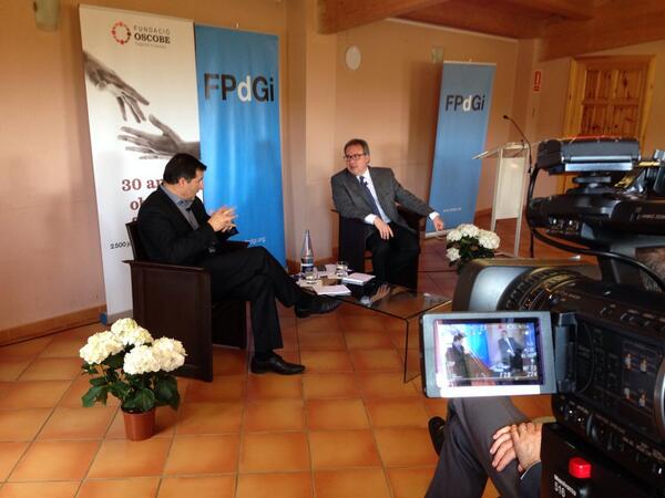 Interessant diàleg entre <a href="/JosepPituRoca/">Josep Roca Fontané</a> i Josep Cuní sobre responsabilitat social <a href="/ForumIMPULSA/">vapman_RK</a> <a href="/OSCOBE/">Fundació OSCOBE</a>