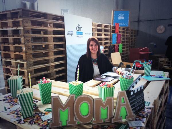 AleMOMAStyle's tweet image. Ancora pochissimo e poi apre #din2014 noi siamo pronte ✌️vi aspettiamo! @Promote_design #mdw
