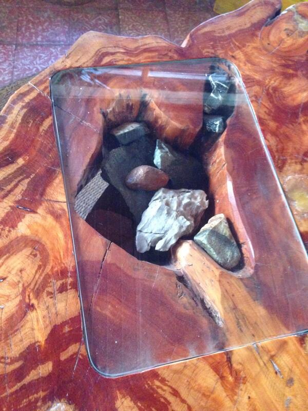 Rustic_H's tweet photo. Madera y Vidrio, agua y sal. Mesa de centro Rustic House http://t.co/iY1T235Z92