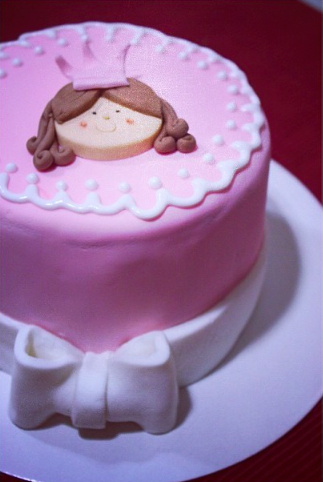 CupkeryBox's tweet photo. Layer Cake👑 http://t.co/Eu725fcV86