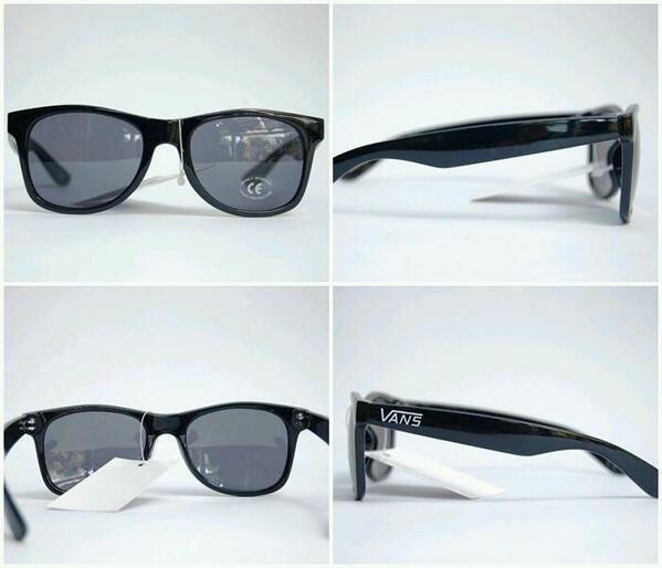 Vans shades limited stock,Vans Spicolli 4 Shade Black Classic,price 300k,check our bio for information.thx