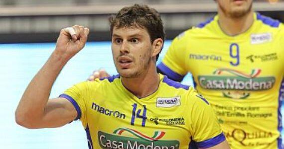7mais7's tweet photo. Modena de @brunorezende1 busca igualar série semifinal do Campeonato Italiano com o Macerata http://t.co/Id7ixs0LB9 http://t.co/0NOqrBrkR3