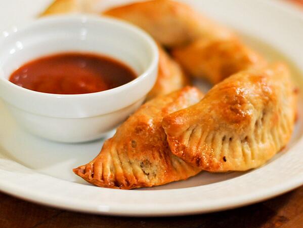 “@Foodimentary: April 8 is National Empanada Day: wp.me/p1DAeX-48t #EmpanadaDay ” #RepublicaEmpanada in mesa,AZ