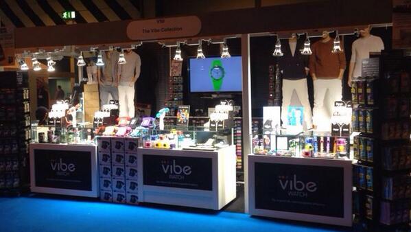 1DWatches's tweet photo. #OneDfans visit @GadgetShowLive on @VibeCollection stand V50 with original #OneDirectionwatches &amp; oneD cutouts #GSL14 http://t.co/DxtnYaBCAP