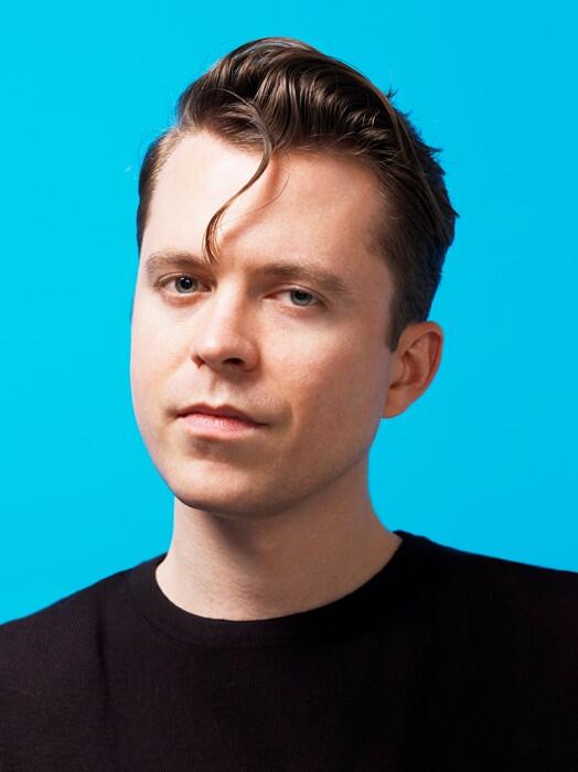 diymagazine's tweet photo. Tom Vek is back with news of a third album, 'Luck'! http://t.co/cHVOGv09Nd @Tom_Vek http://t.co/lMI9yo32N4