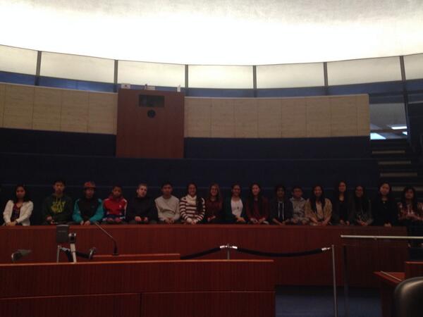 SDeprops's tweet photo. @LibermannCHS grade 10 civics students visit to city hall! http://t.co/JC8uNk6ydR