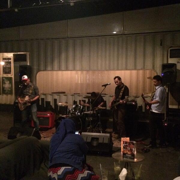 Friday night with <a href="/starwickmusic/">Starwick Music</a> at <a href="/365_ECOBAR/">365 Eco Bar</a>.