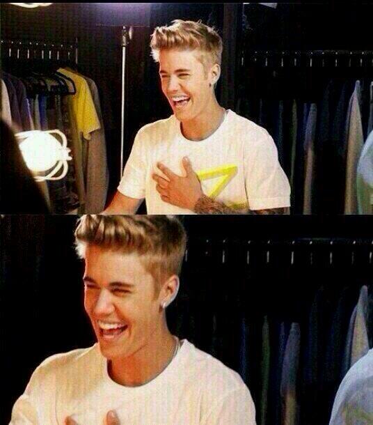 sheis_pilar's tweet photo. your smile is our reason to smile #NeverStopSmilingJustin http://t.co/6x6PcLWSky