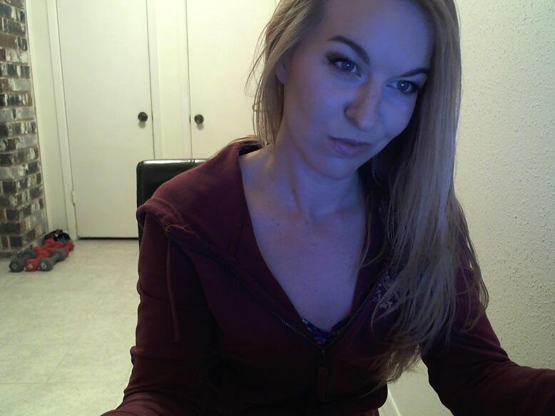 ♕Trixie Miss♕ on Twitter: "Already being entertained. Who's next? http://t.co/ujUsDbZm8J"