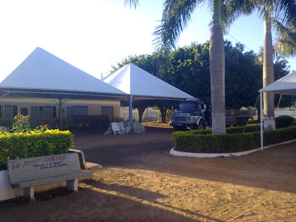 statuseventoss's tweet image. Palcos, camarotes, stands,tendas piramidais... faça um orçamento on line acesse statuseventos.tmp.br..