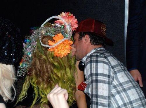 GAGAFCV tweet picture