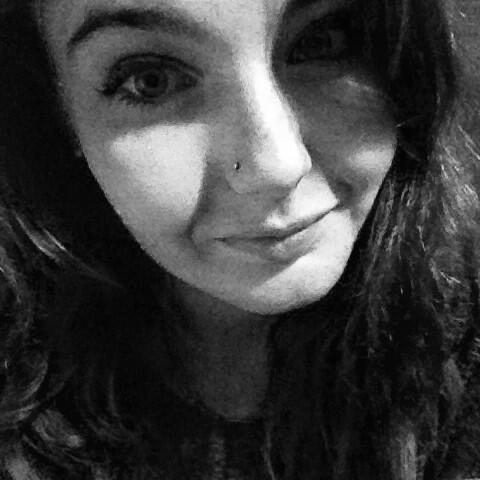 NickiGreen261's tweet photo. Hello new nose piercing! #piercing #piercingsandtattoo http://t.co/Q6XbaB5oxr