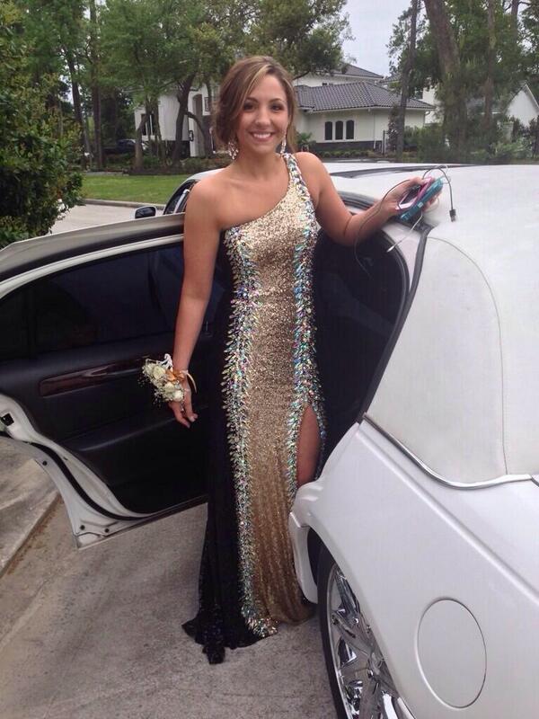 PromSeason's tweet image. 😍😍