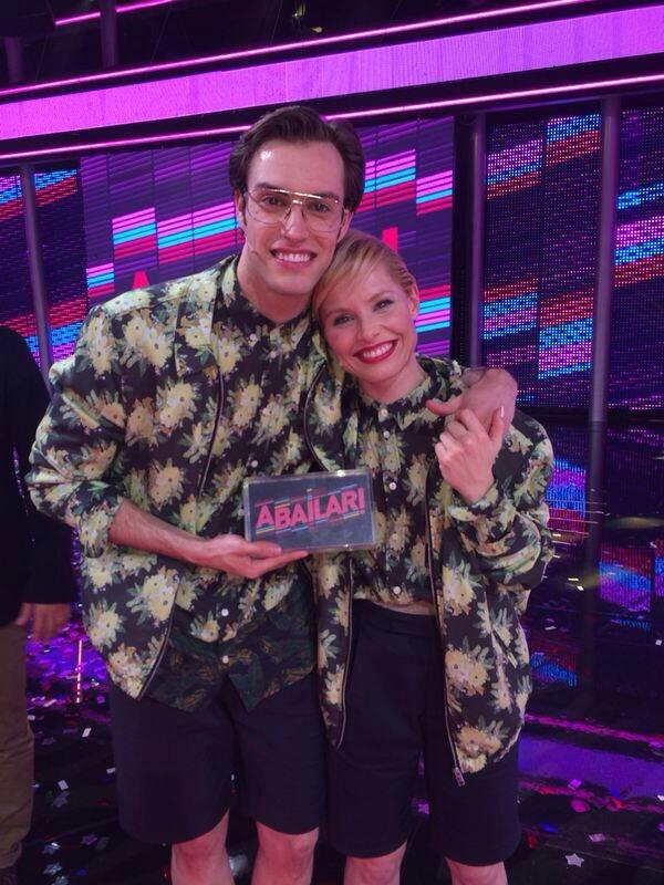 MhGumiel's tweet photo. EXPERIENCIA INOLVIDABLE Y MARAVILLOSA contigo @SorayaArnelas TE QUIERO MI VIDA ❤️ 
GRACIAS A TODOS POR EL APOYO http://t.co/HLGgF0z7oL