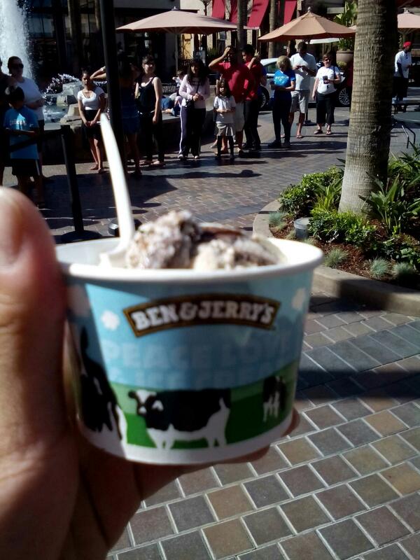 harrysonlin123's tweet image. ben and jerrys #milkandcookies #fucktheline #supportin