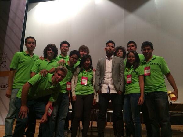 herrdeza's tweet image. 8vo simposium de arquitectura progresiva #AlvinHuang