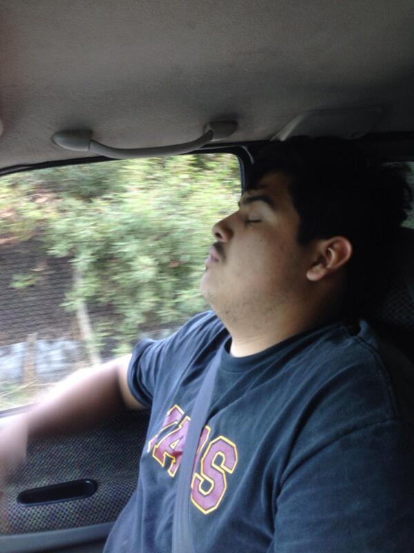 eriketherton13's tweet photo. Gerardo's tired http://t.co/LduDvXXR8B
