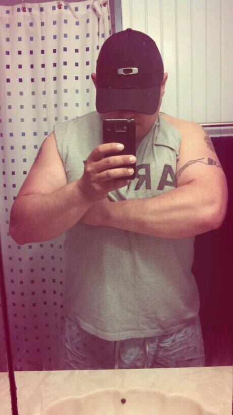 nolrod251975's tweet image. @theBERRYmi who needs sleeves #nosleeves #dontneedthem