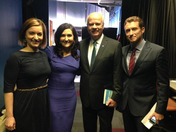 amilcbc's tweet image. Introducing our fab new medical panel #CheckUp feat. @AliZentner @docdanielle &amp;amp; @WyldeOnHealth cc @petermansbridge