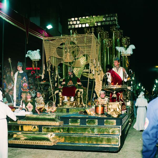 lorcaturismo_es's tweet photo. "@spain: Semana Santa de Lorca, Murcia. http://t.co/fc37pa9kUs @jaiba_60 http://t.co/tUi2rjzlFn" #ssantalorca única y espectacular #Lorca