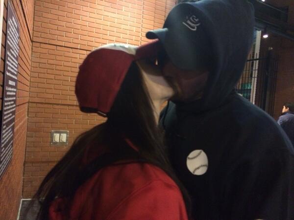 MakeoutsAtBusch's tweet image. Were gettin' it #buschstadiummakeouts