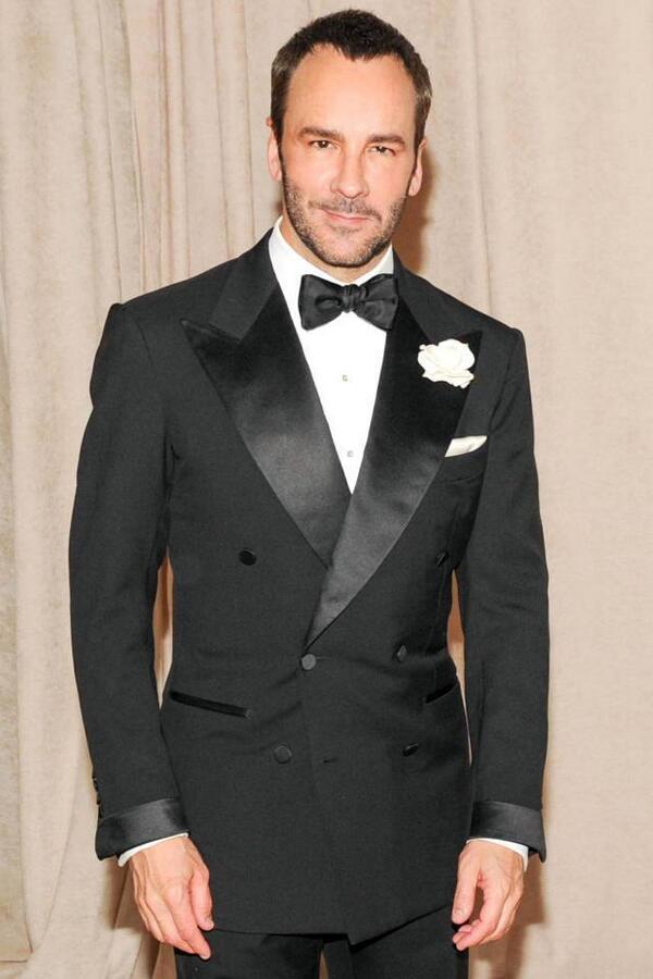 Гоё залуу юмсан хмм Даанч цэнхэр байсан юмсанж :( Хуримаа ч хийчихлээ хэхэхэ