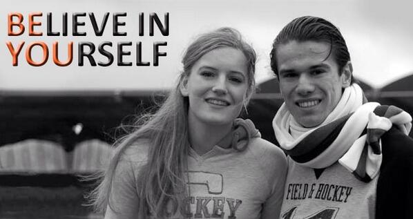LangenhuijsenT's tweet photo. @emilievzb ambassador for http://t.co/bmC1cRldMV goes USA @uvafieldhockey - well done Em! http://t.co/r3yuxiliOY http://t.co/RDz7DqriCr