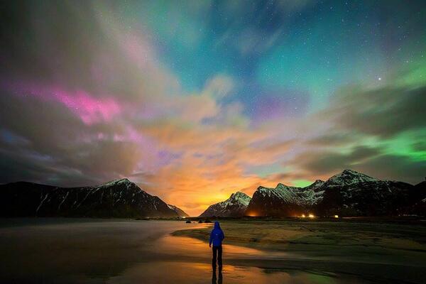 Gabriele_Corno's tweet image. Skagsanden Beach, Lofoten Islands, Norway #Sunset #Aurora #Colors #Skyfall