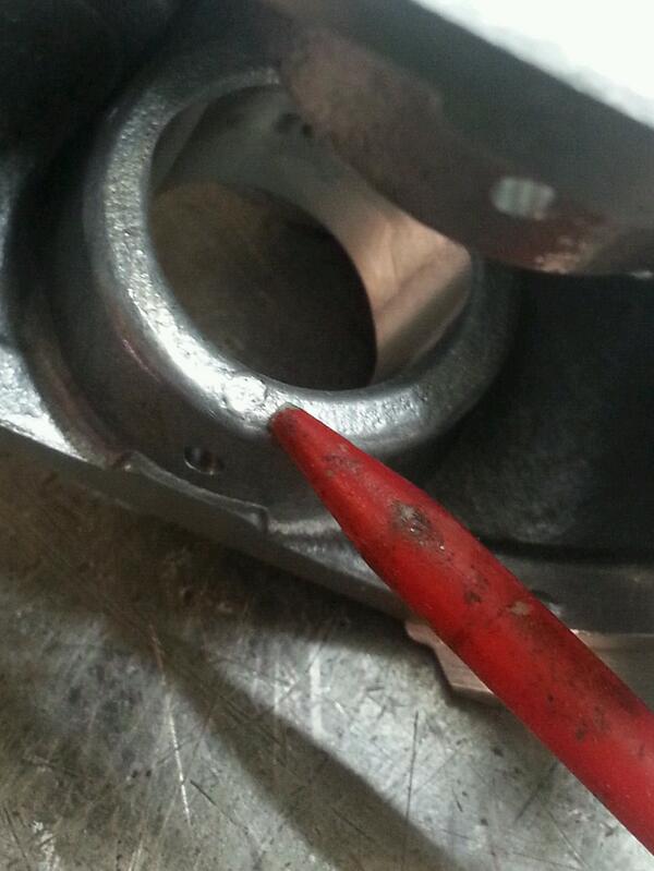 CalverSTL's tweet photo. This is the casting pip that causes issue when pressing wrist pins in. Grind them off first. http://t.co/46HYQc5EhM