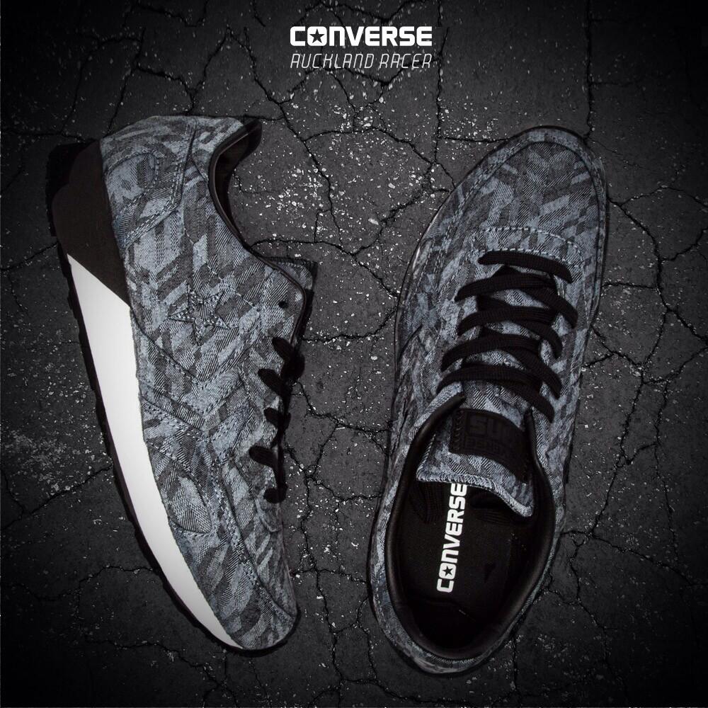 black converse footasylum