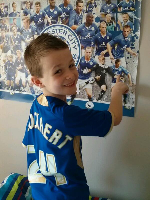SimonBriggs14's tweet photo. @Aknockaert got his haircut like 'Knockaert' this morning, after all you are his fave football player! http://t.co/cb5wu8VeMX