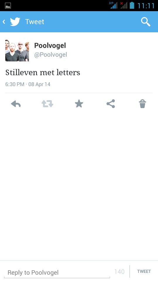 Poolvogel's tweet image. Stilleven met letters