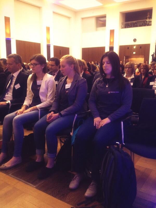 Atmen. Achtsamkeit live! #demoko14 mehr dazu später im Forum Gesundheit