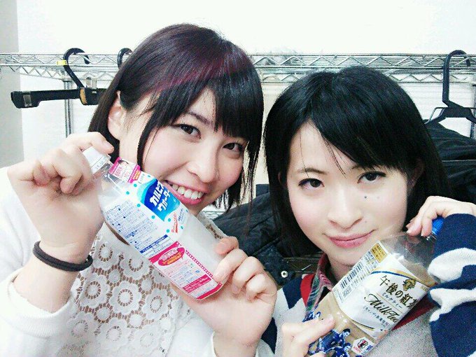 今日は2現場ー(*^^*)午前はホットさんでナンパ、午後はjkに(♡˙&sup3;˙)  昨日キャットファイトで共演した植田陽菜ちゃんと☆(*&acute;&omega;｀*) http://t.co/Z5iNRE9Jog