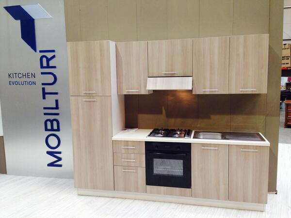 MobilTuriUK's tweet photo. The Showroom is looking great why not come along and see what we have to offer http://t.co/BUY02Vz4qy