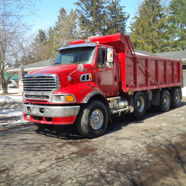 Butts39's tweet image. newest addition to LYG Trucking fleet.
