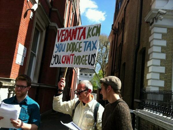 Foil Vedanta protesters outside the Zambian High Commission in London last April. Picture courtesy of Crossfire Blogradio.