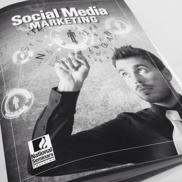 SarahFrostCMC's tweet photo. Hanging out with @JessicaSmithCMC learning more about social media with @lindeebrauer - a fun/informative two days! http://t.co/BuhE10WncM