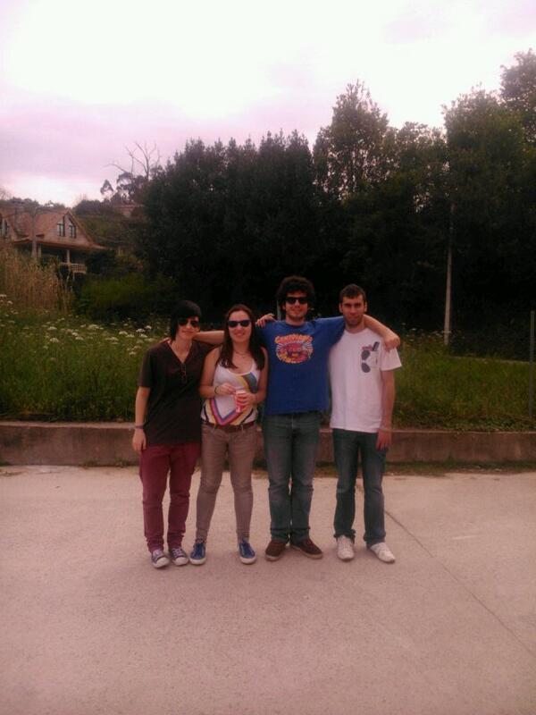 A porta do Alén tweet media