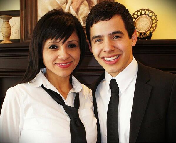 elderarchie2014's tweet photo. @DavidArchie Happy Birthday to your beautiful Mama!! We know she will be so happy to have you with her ♡ http://t.co/p5Un1PYrYD