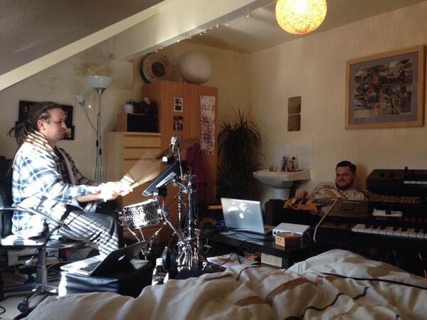 cecakedesign's tweet photo. Stealing some of those @AAGMBand boys for evil electronica...@BWMusician http://t.co/izm8X90Dut