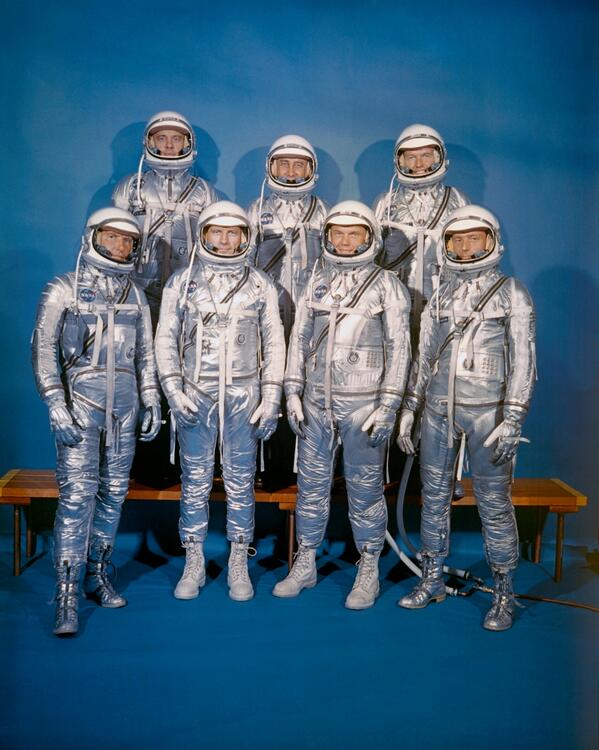 NASA's tweet photo. #OTD in 1959, we introduced our first astronaut class, the Mercury 7. @NASAHistory http://t.co/CG6rD1z4rT http://t.co/wqrwONCeoe