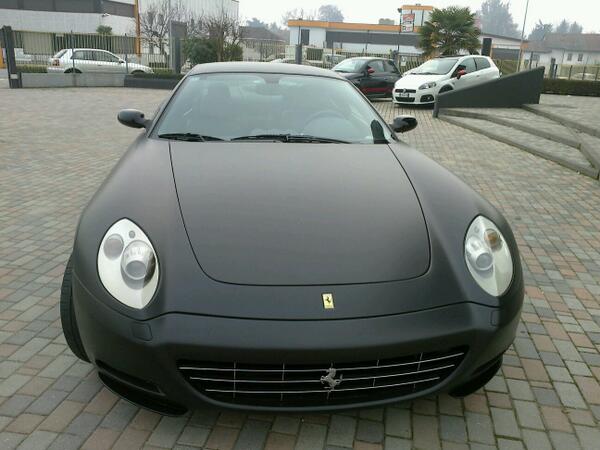 DM96X's tweet photo. WTF? This is my car !! http://t.co/4f8arDtIBv