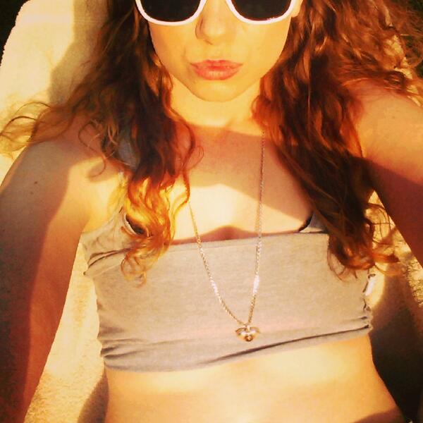 titchlau7's tweet image. #summer #gettingthattan