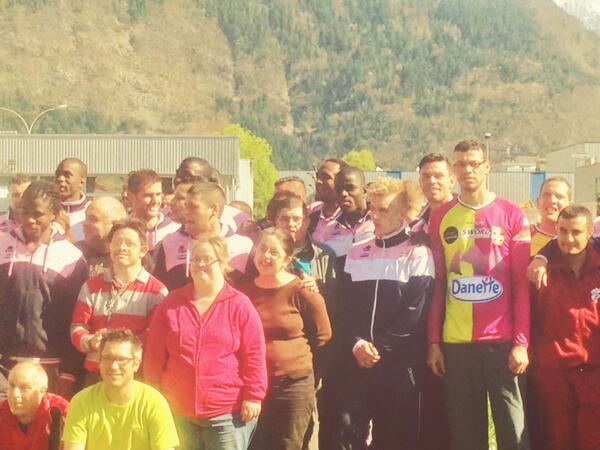 Jomens25's tweet photo. With my brothers at the #teams program today @etgfc #capfoot http://t.co/3CHxoIld4o