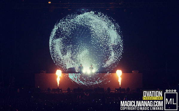 TeamIngrosso's tweet photo. "@SHMSpain: And we’re the center of the universe. http://t.co/pKgN4o4oxB" #TeamIngrosso ♡